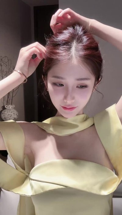 网红失控瞬间,私密视频泄露引发全网大规模讨论!