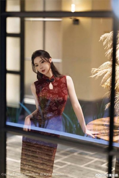 李宇哲情感纠葛背后暗藏的商业利益操作,真相震撼!