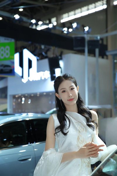 揭开明星代言背后的隐秘交易